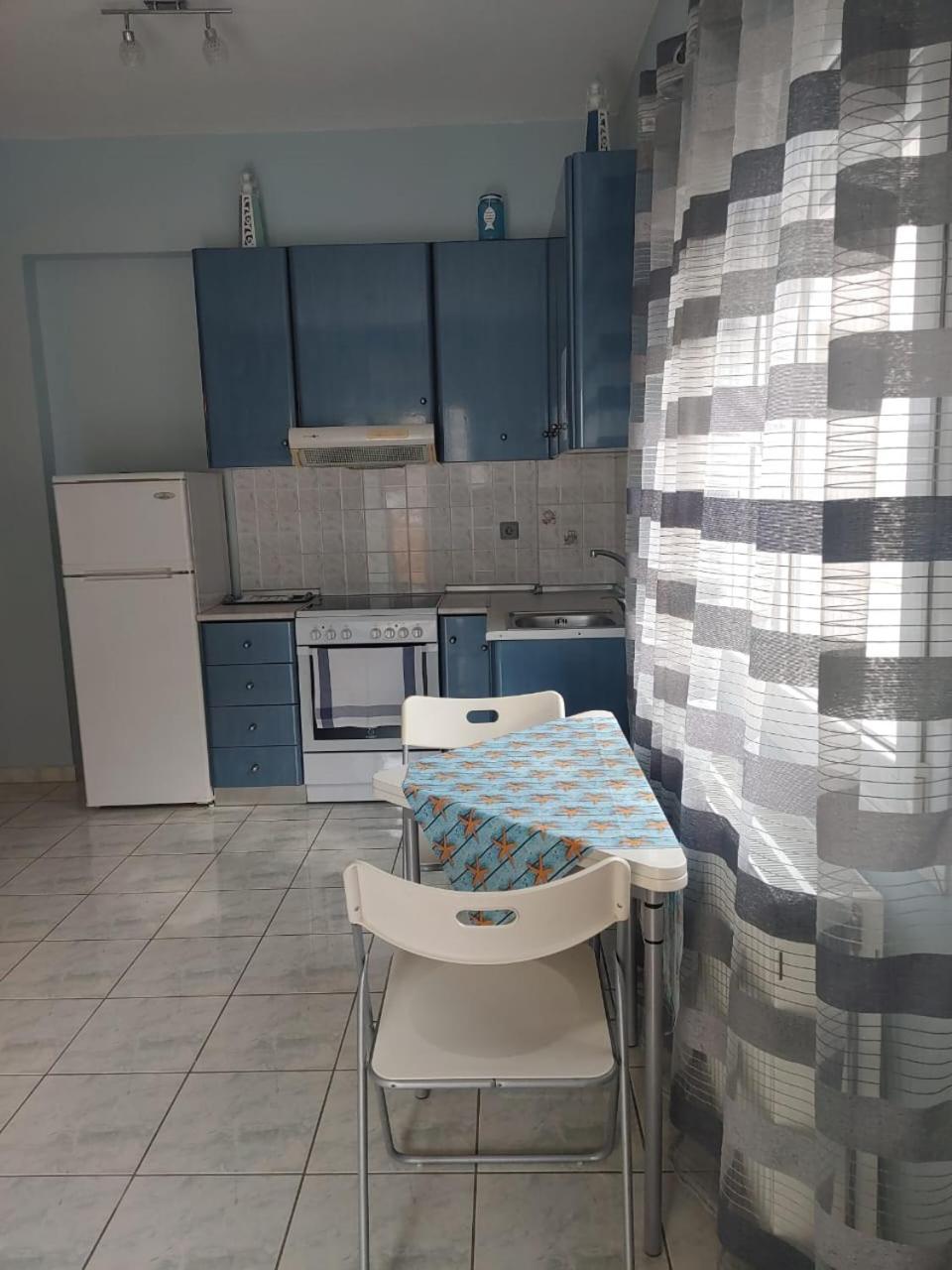Maro'S Family Studios Лименас Екстериор снимка